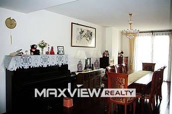 Shanghai Racquet Club & Apartments   |   上海网球俱乐部和公 4bedroom 385sqm ¥49,000 MHA00141