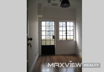 Old Apt on Nanjing W. Road 2bedroom 150sqm ¥28,000 L01454