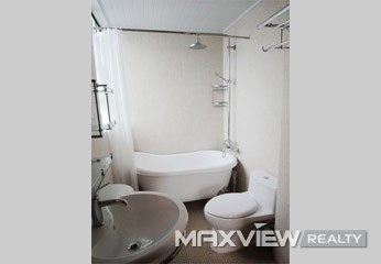 Old Apt. on Fenyang Road 2bedroom 165sqm ¥22,000 L01440