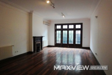 Old Lane House on Yuyuan Road 4bedroom 280sqm ¥55,000 L00857