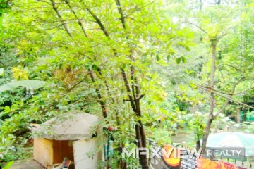 Old Apartment on Fenyang Road 1bedroom 150sqm ¥20,000 L01470