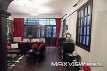 Old Townhouse on NanChang Road 3bedroom 160sqm ¥25,000 L014789