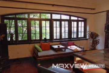 Old Townhouse on NanChang Road 3bedroom 160sqm ¥25,000 L014789