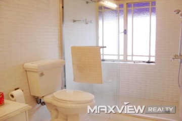 Old Lane House on Xiangyang South Road 3bedroom 135sqm ¥25,000 L01478