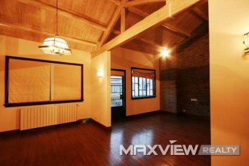 Old Lane House on Jianguo W. Road 4bedroom 300sqm ¥65,000 L00357