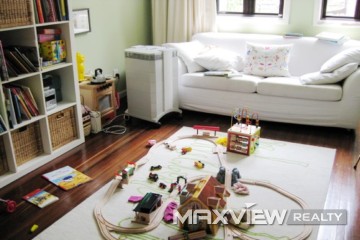 Old Lane House on Huaihai W. Road 4bedroom 200sqm ¥50,000 L01421