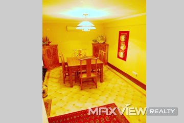 Old Lane House on Yan an M Road 4bedroom 300sqm ¥40,000 L00296