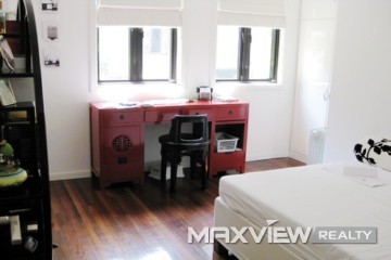 Old Lane House on Huaihai W. Road 4bedroom 200sqm ¥50,000 L01421