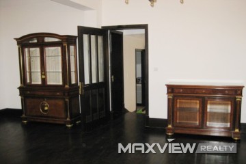 Old Lane House on Huaihai M. Road 4bedroom 189sqm ¥30,000 L00975