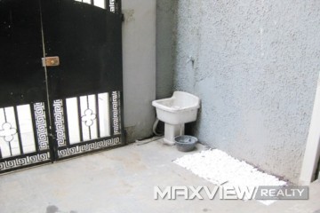 Old Lane House on Huaihai M. Road 4bedroom 189sqm ¥30,000 L00975