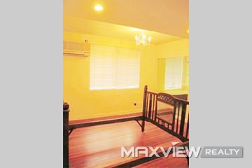 Old Lane House on Xiangyang S. Road 3bedroom 137sqm ¥25,000 L01374