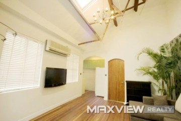 Old Lane House on Xiangyang S. Road 3bedroom 137sqm ¥25,000 L01374