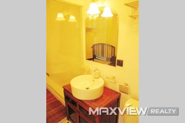 Old Lane House on Xiangyang S. Road 3bedroom 137sqm ¥25,000 L01374