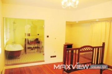 Old Lane House on Xiangyang S. Road 3bedroom 137sqm ¥25,000 L01374