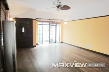 Old Lane House on Nan Chang Road 4bedroom 200sqm ¥32,000 L01022