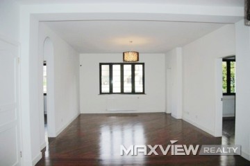 Old Apartment on Wanping Road 4bedroom 200sqm ¥30,000 SH000790