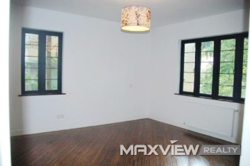 Old Apartment on Wanping Road 4bedroom 200sqm ¥30,000 SH000790