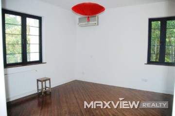 Old Apartment on Wanping Road 4bedroom 200sqm ¥30,000 SH000790
