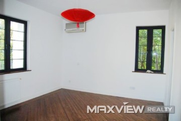 Old Apartment on Wanping Road 4bedroom 200sqm ¥30,000 SH000790