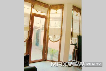 Old Lane House on Nanjing W. Road  1bedroom 130sqm ¥23,000 SH001316