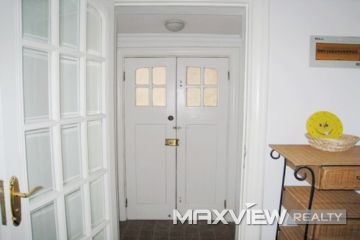 Old Lane House on Nanjing W. Road  4bedroom 200sqm ¥38,000 L00329