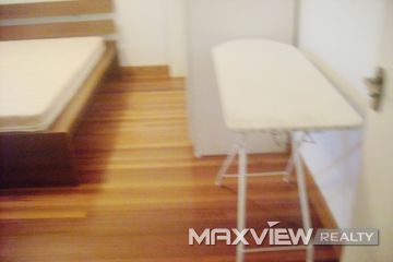 Old Apartment on Hunan Road 2bedroom 100sqm ¥19,000 L01225