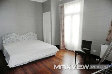 Old Lane House on Yan'an M. Road 3bedroom 200sqm ¥22,000 L00719