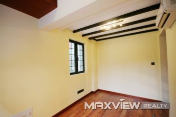 Old Lane House on Wulumuqi Road 3bedroom 130sqm ¥25,000 SH001241