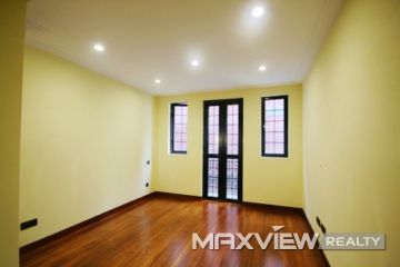 Old Lane House on Wulumuqi Road 3bedroom 130sqm ¥30,000 SH001242