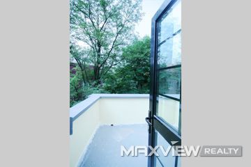 Old Lane House on Wulumuqi Road 3bedroom 130sqm ¥25,000 SH001241