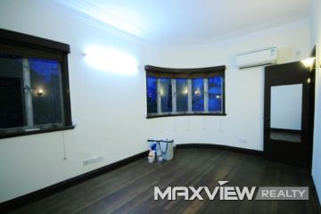 Old Lane House on Wulumuqi Road 2bedroom 105sqm ¥19,000 SH001832