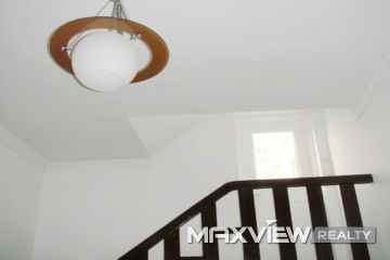 Old Lane House on Wulumuqi S. Road 1bedroom 100sqm ¥15,800 SH000746