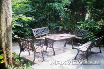 Old Garden House on Wuyi Road 5bedroom 220sqm ¥55,000 L00317