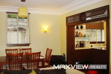 Old Apartment on Weihai Road 3bedroom 182sqm ¥40,000 L00086