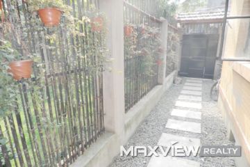 Old Lane House on Gaoyou Road 2bedroom 110sqm ¥23,000 L00563