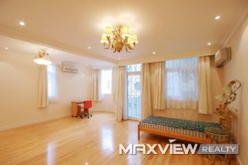 Old Lane House on Nanchang Road 4bedroom 247sqm ¥45,000 L00435