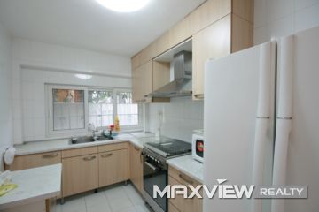 Old Lane House on Nanchang Road 4bedroom 247sqm ¥45,000 L00435