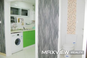 Old Apartment on Fengxian Road 2bedroom 90sqm ¥18,000 L01354