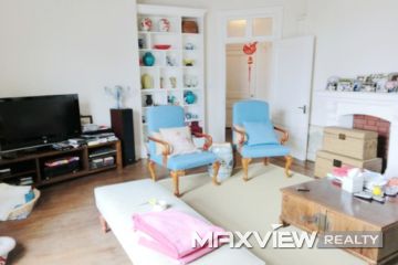 Old Apartment on Anting Road 1bedroom 160sqm ¥20,000 SH004431