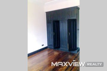 Old Apartment on Huashan Road 3bedroom 150sqm ¥25,000 SH003178