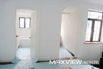 Old Lane House on Wulumuqi N. Road 2bedroom 110sqm ¥16,000 L01386