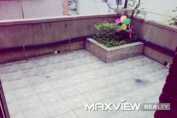 Old Lane House on Wulumuqi N. Road 2bedroom 100sqm ¥20,000 L01366