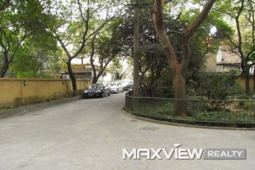 Old Apartment on Fuxing W. Road 1bedroom 111sqm ¥18,000 SH004780