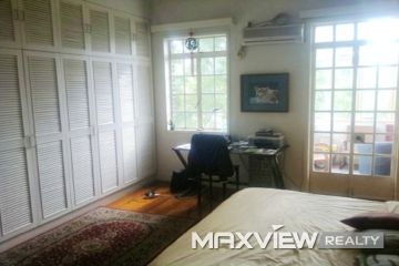Old Apartment on Wuyuan Road 3bedroom 156sqm ¥35,000 L00609