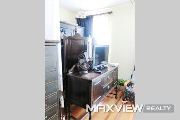 Old Apartment on Huashan Road 1bedroom 90sqm ¥20,000 SH005378