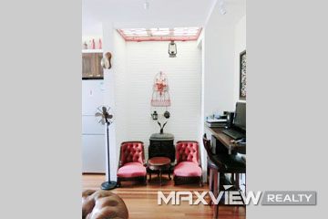 Old Apartment on Huashan Road 1bedroom 90sqm ¥20,000 SH005378
