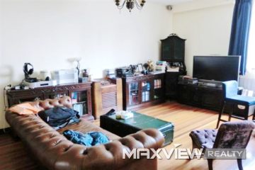 Old Apartment on Huashan Road 1bedroom 90sqm ¥20,000 SH005378