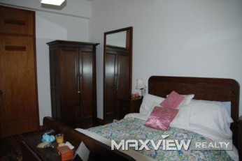Old Apt. on Wanhangdu Road 3bedroom 140sqm ¥23,000 L01451