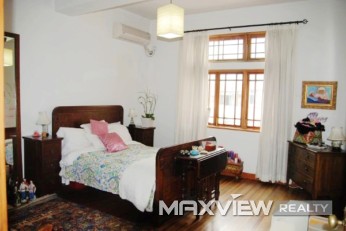 Old Apt. on Wanhangdu Road 3bedroom 140sqm ¥23,000 L01451