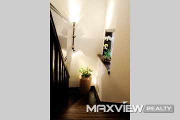 Old Lane House on Wulumuqi N. Road 2bedroom 130sqm ¥17,500 SH005862